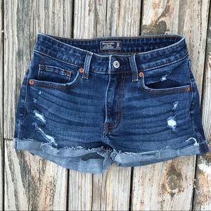 Abercrombie & Fitch distressed cutoff jean shorts 00